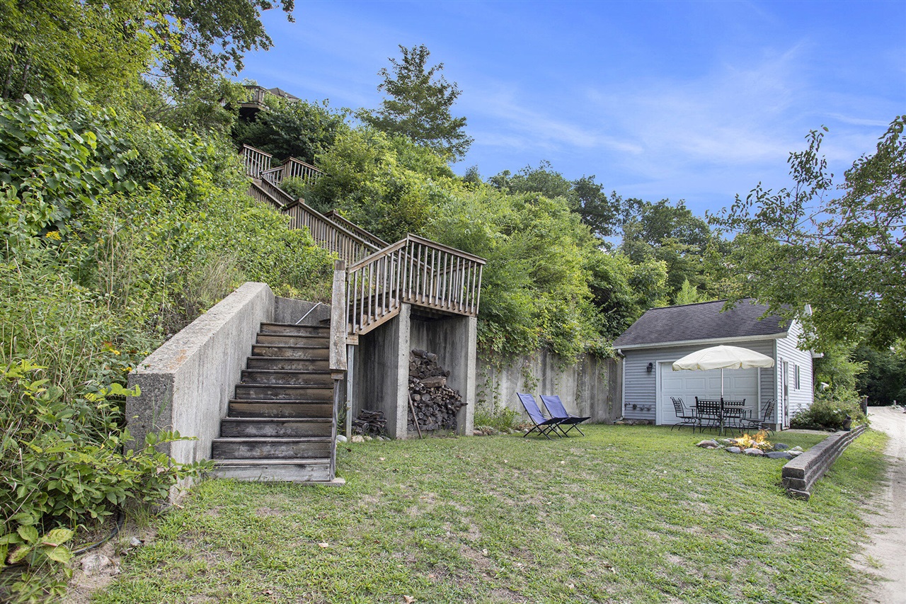 59688 Summit Street Property Photo 35