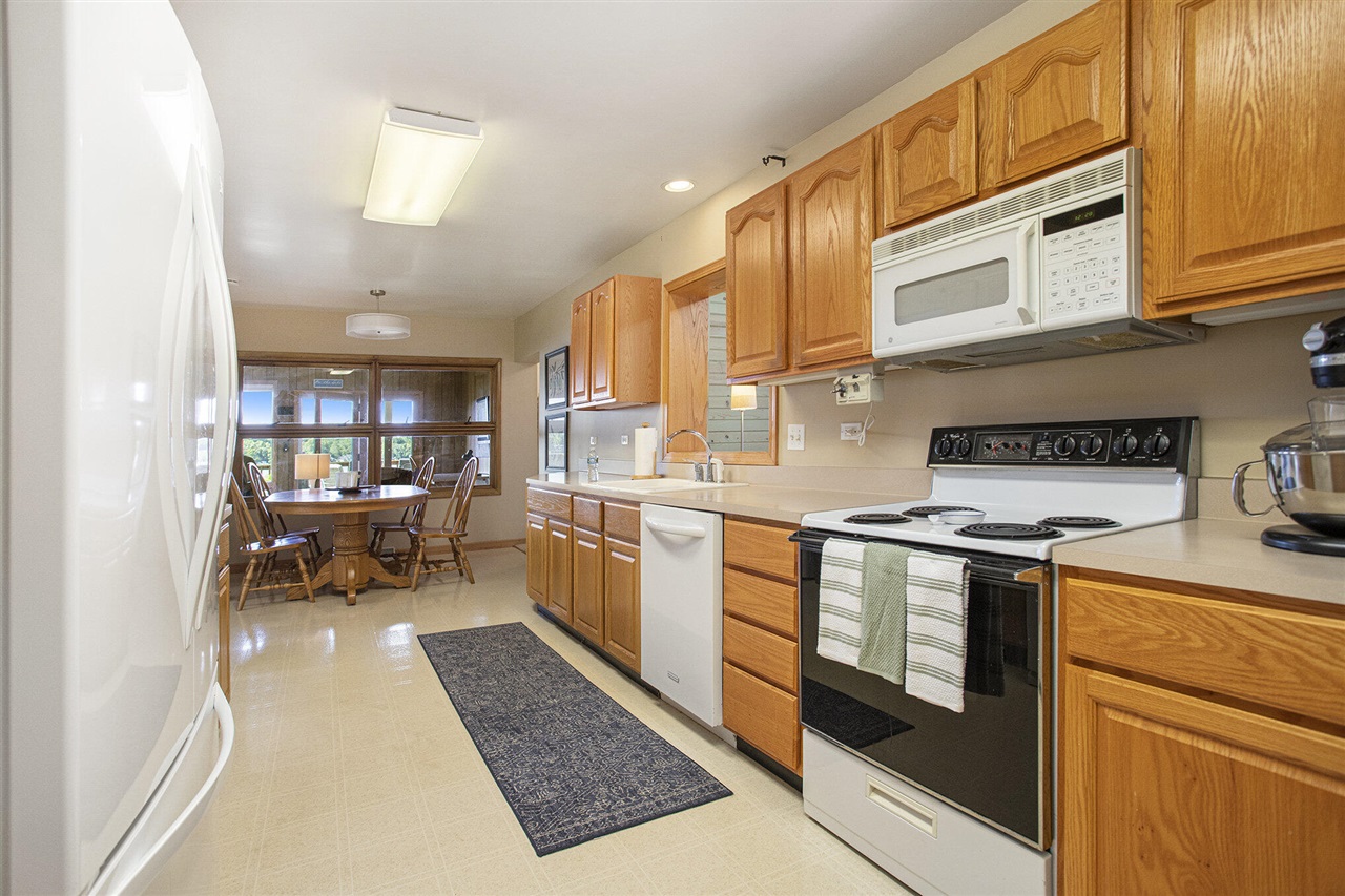 59688 Summit Street Property Photo 48