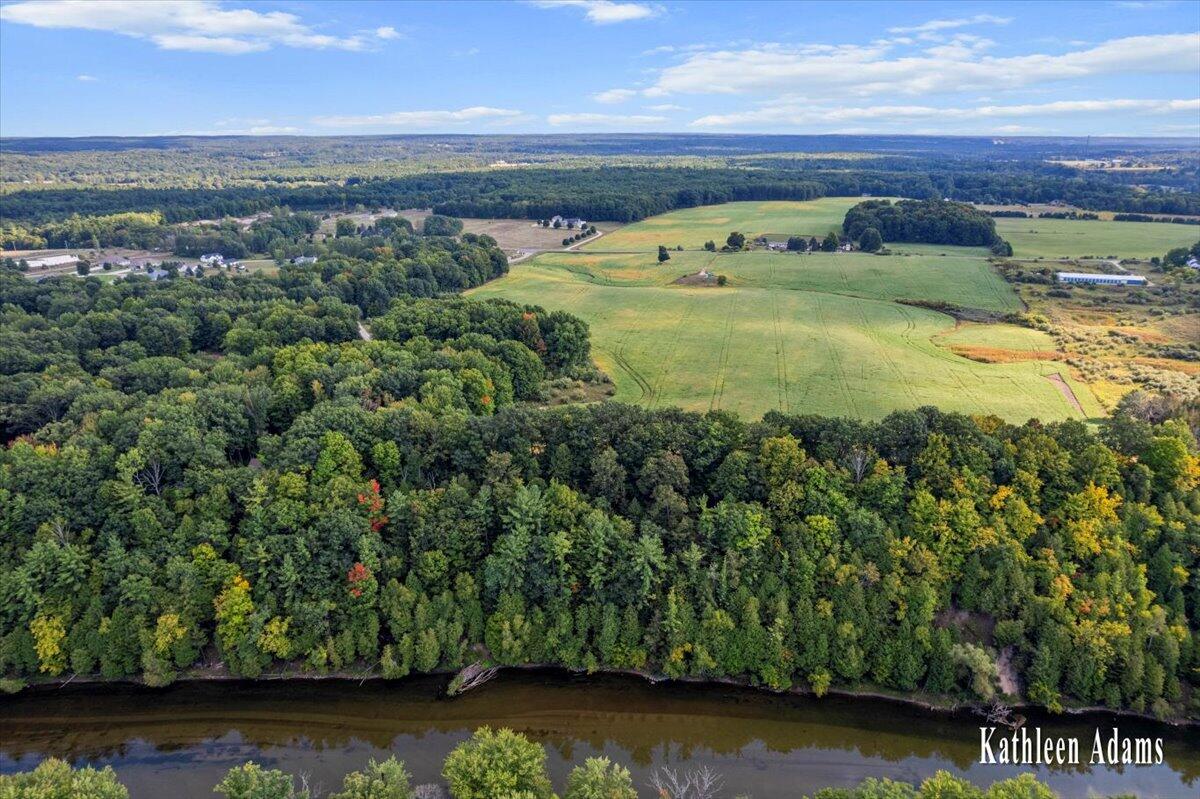 19400 14 Mile Road Property Photo 3
