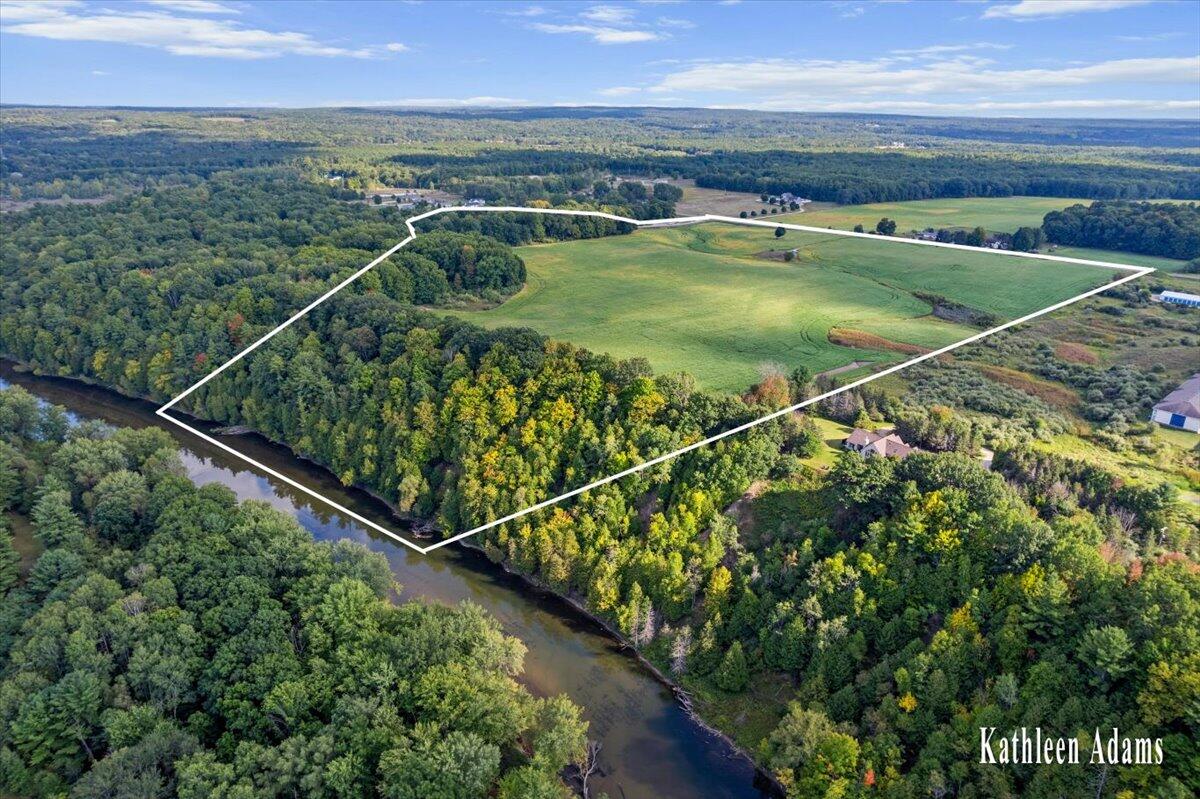 19400 14 Mile Road Property Photo 17
