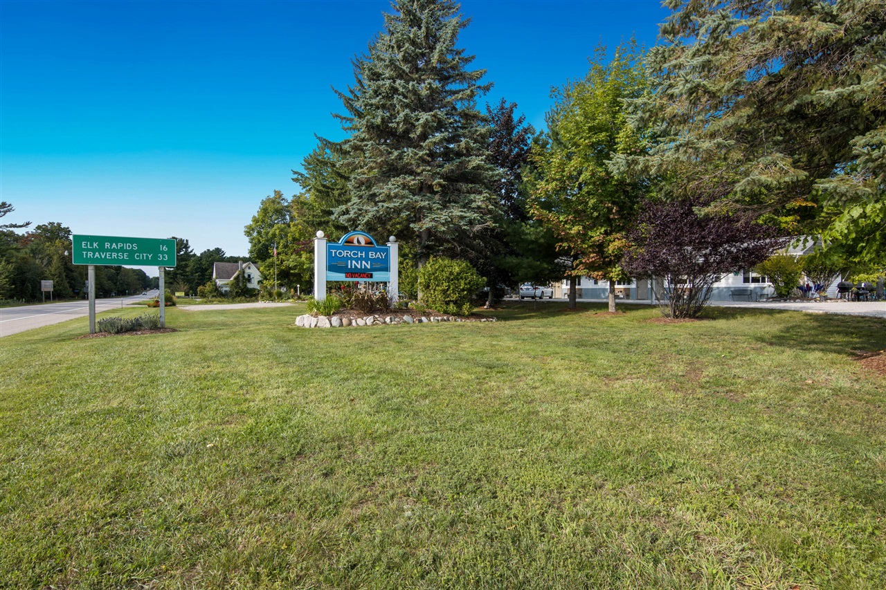 4871 Us Highway 31 Property Photo 7