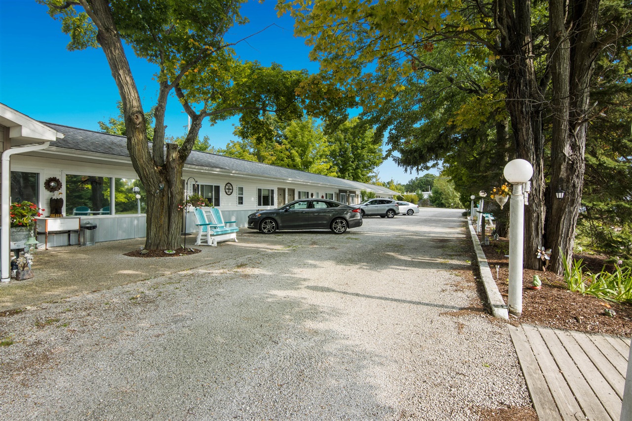 4871 Us Highway 31 Property Photo 9