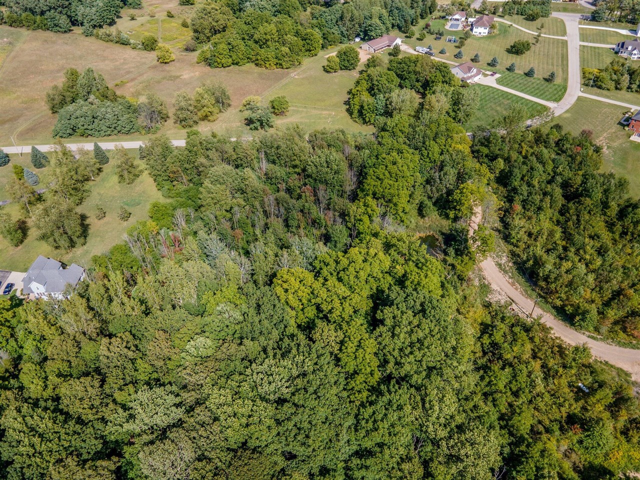 V/l Springhill Drive Property Photo 4