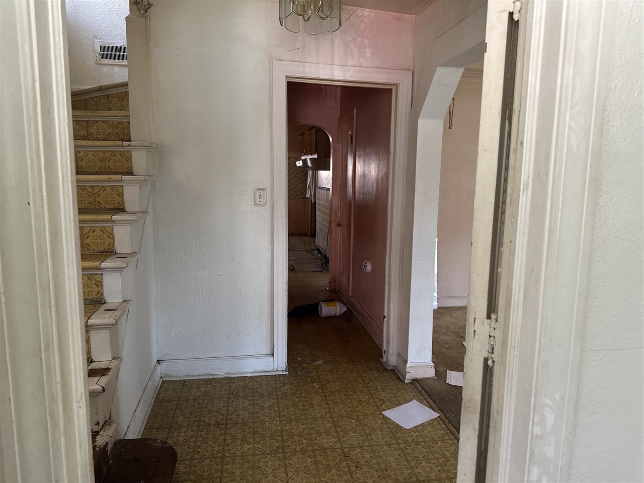 17516 Woodingham Drive Property Photo 6