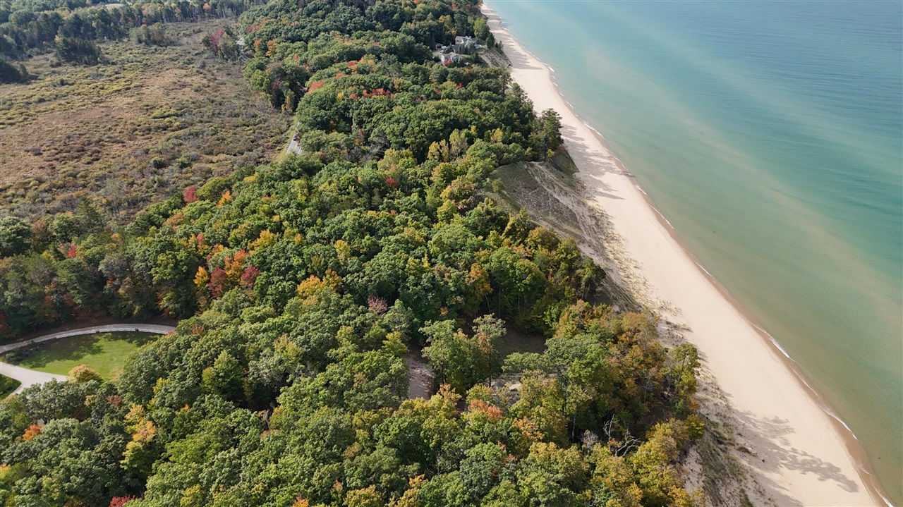 Lot 8 Lakeshore Road Property Photo 2