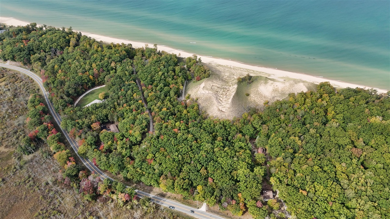 Lot 8 Lakeshore Road Property Photo 3