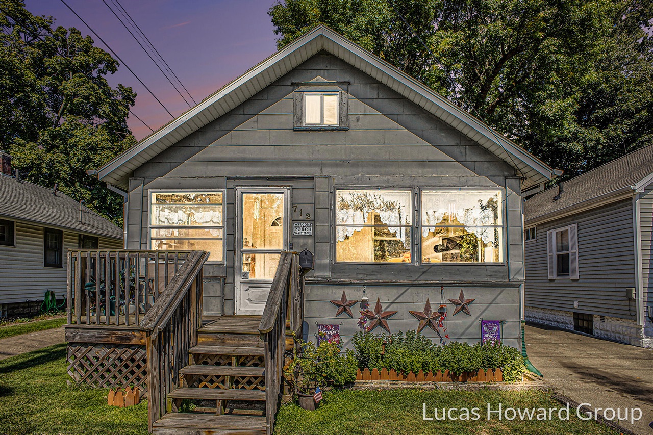 712 Lenore Avenue Property Photo 1