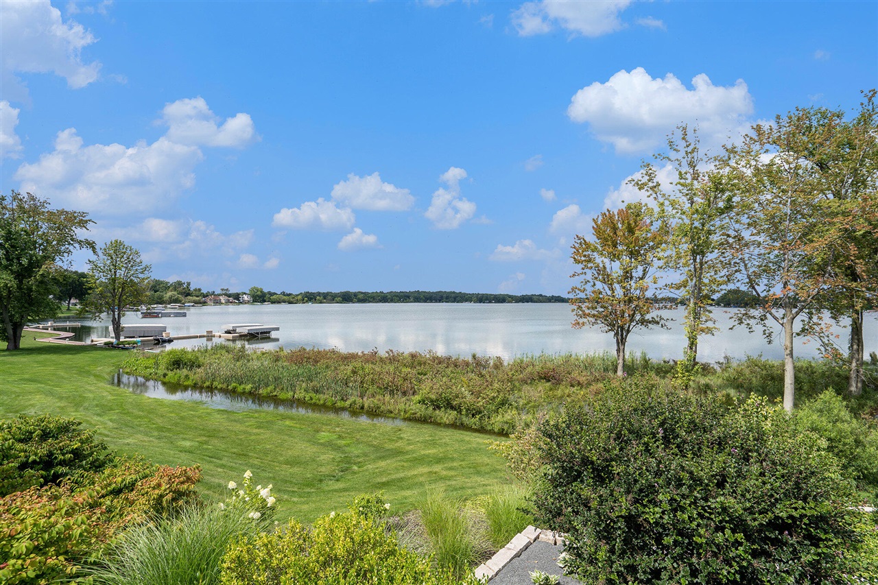 12260 Crowne Pointe Drive Property Photo 16