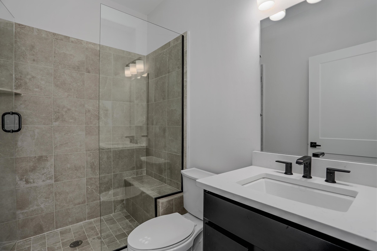 359 Amelia Circle Property Photo 7