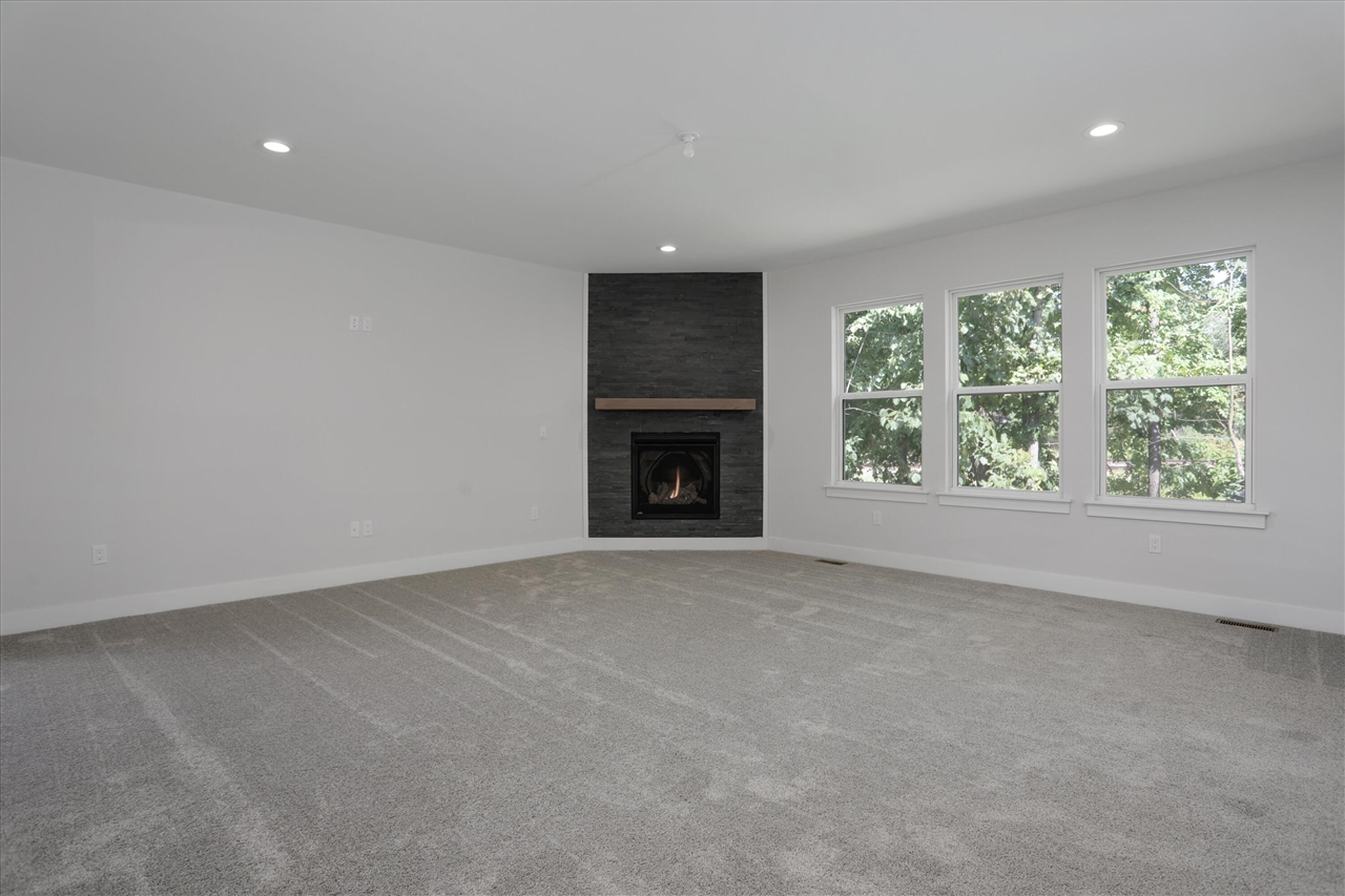 359 Amelia Circle Property Photo 10