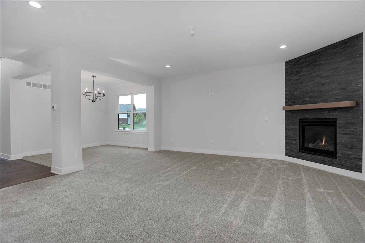 359 Amelia Circle Property Photo 12