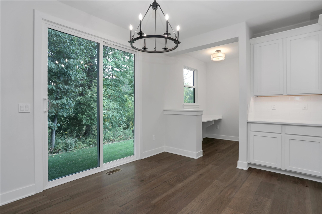 359 Amelia Circle Property Photo 17