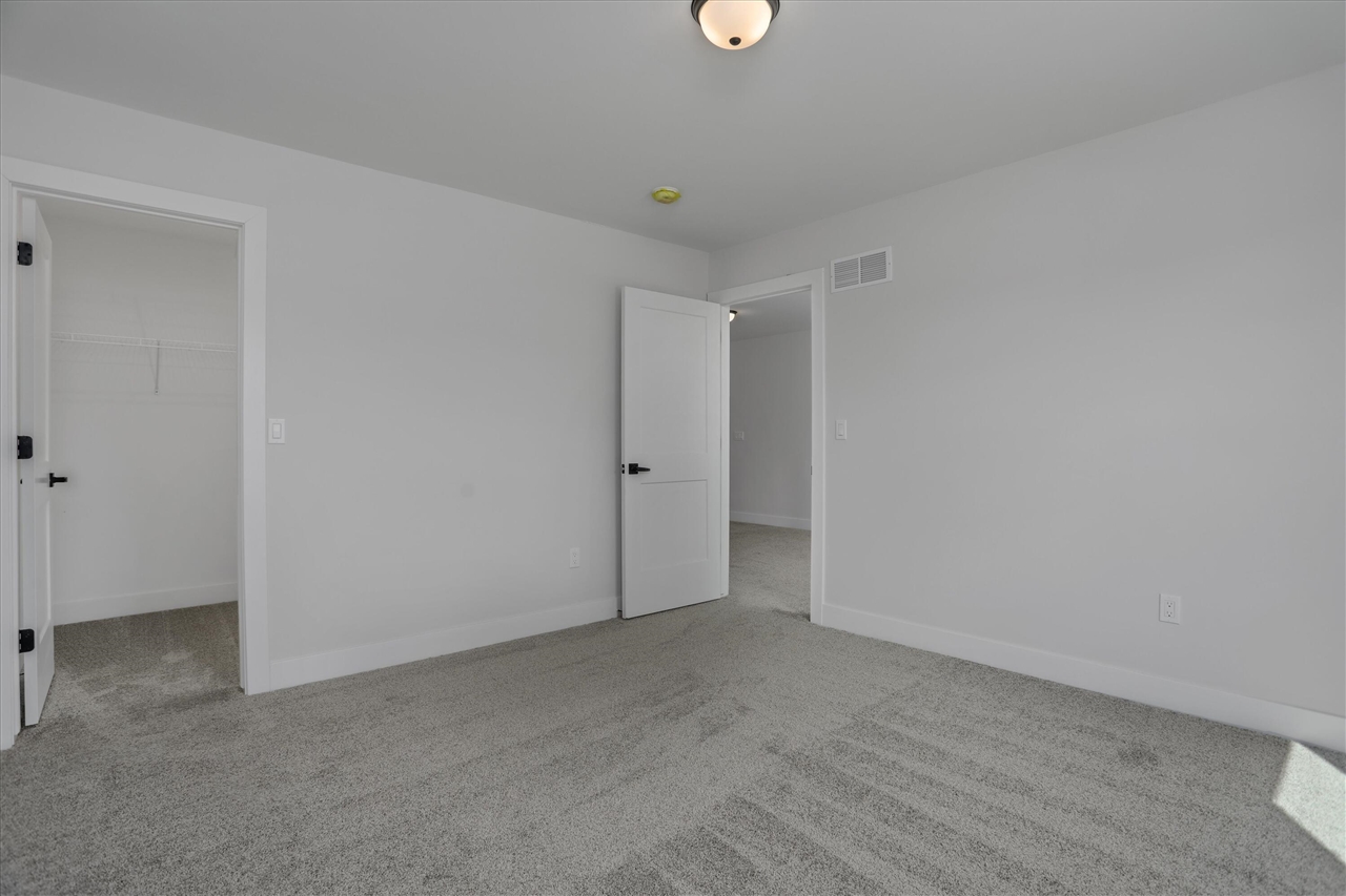 359 Amelia Circle Property Photo 31