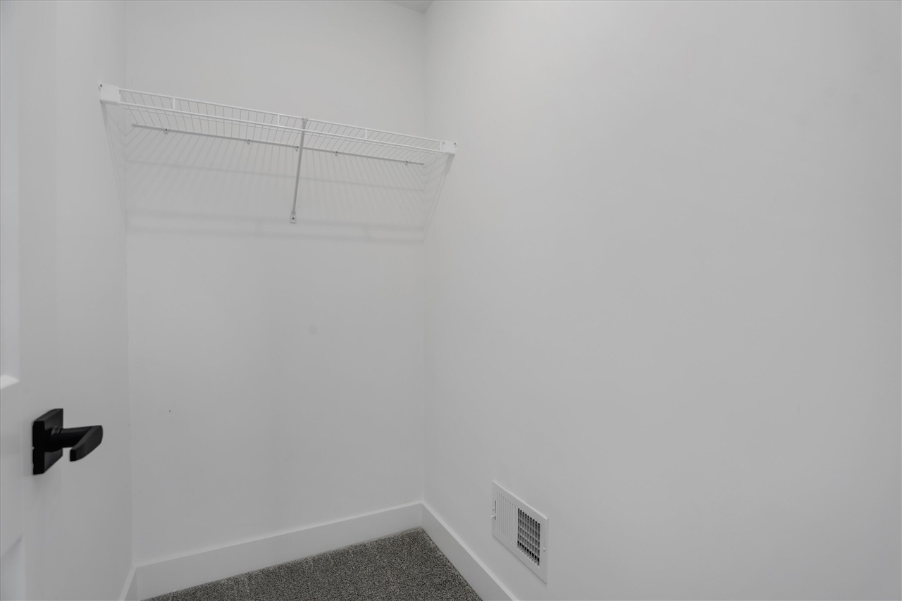 359 Amelia Circle Property Photo 32