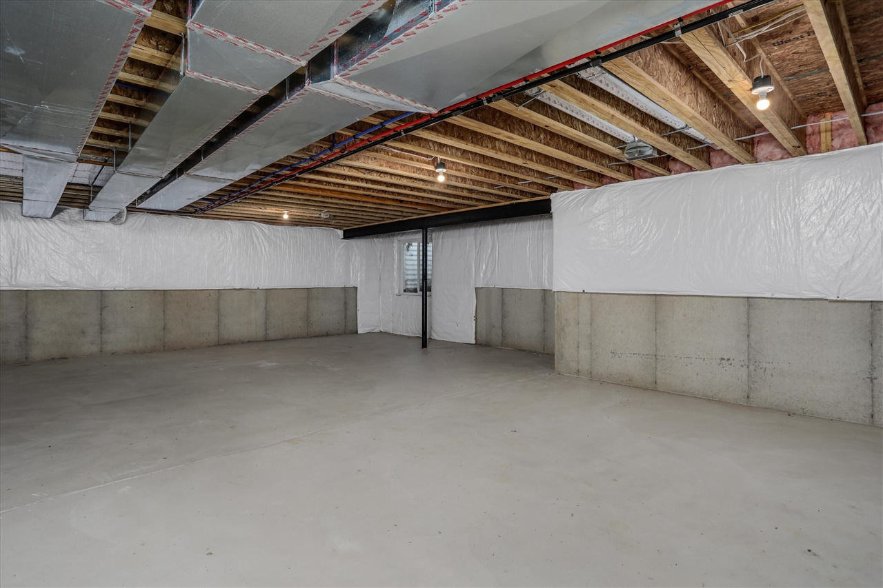 359 Amelia Circle Property Photo 42