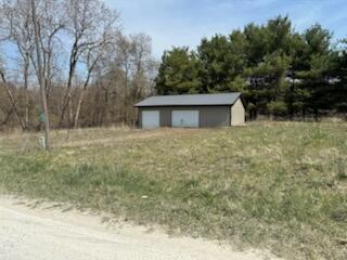 5019 S Townhall Road Property Photo 1