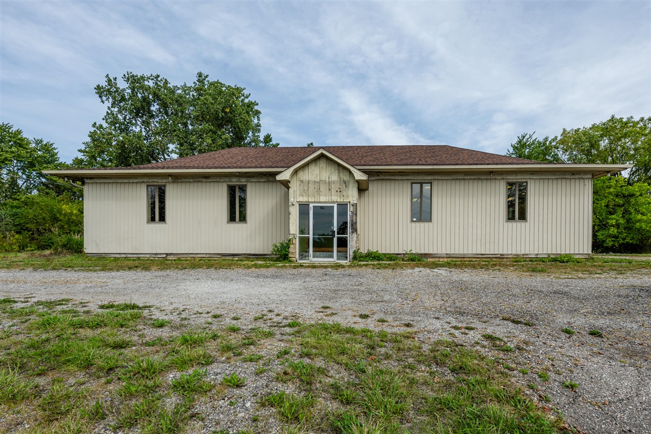 4863 Us Highway 12 Property Photo 2