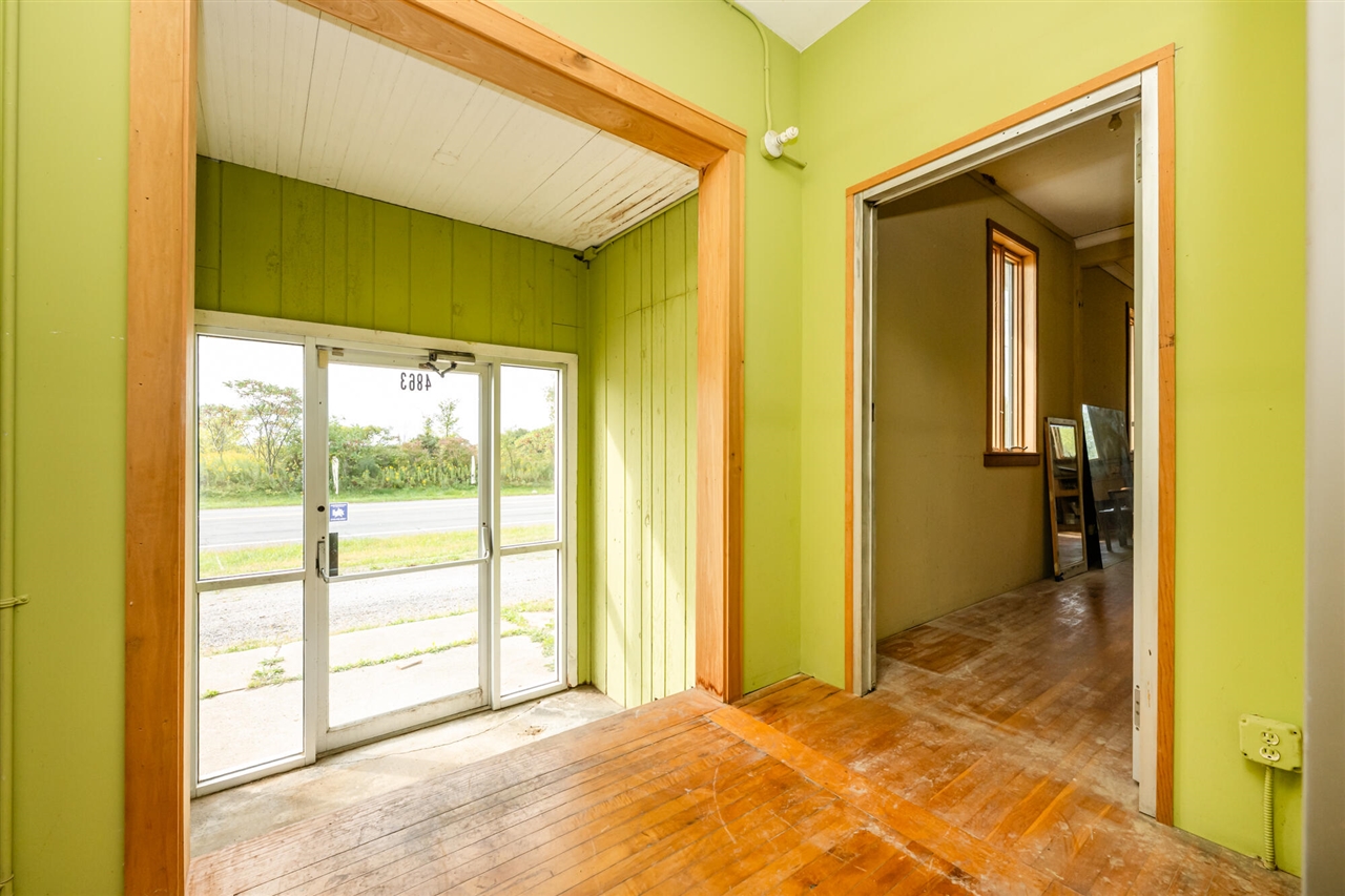4863 Us Highway 12 Property Photo 7
