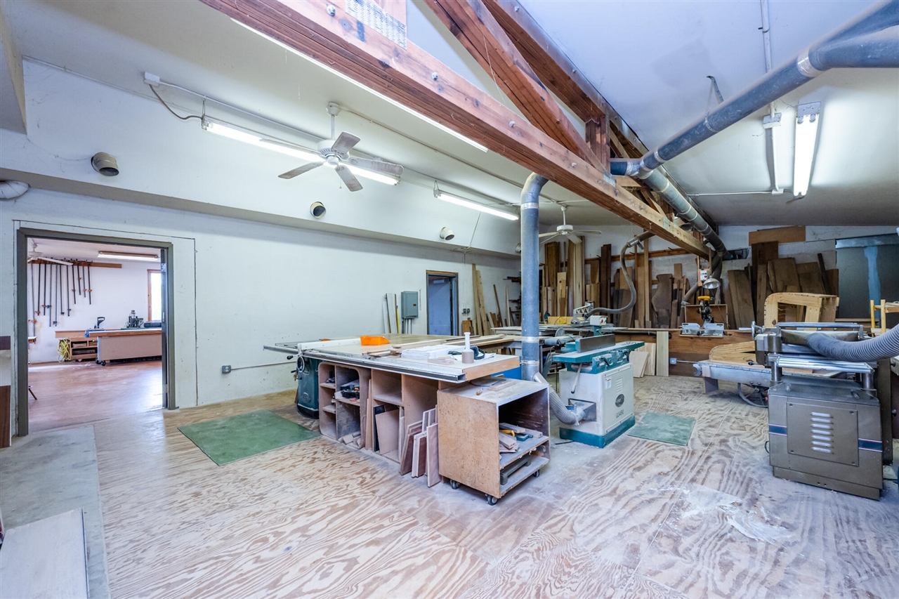4863 Us Highway 12 Property Photo 18