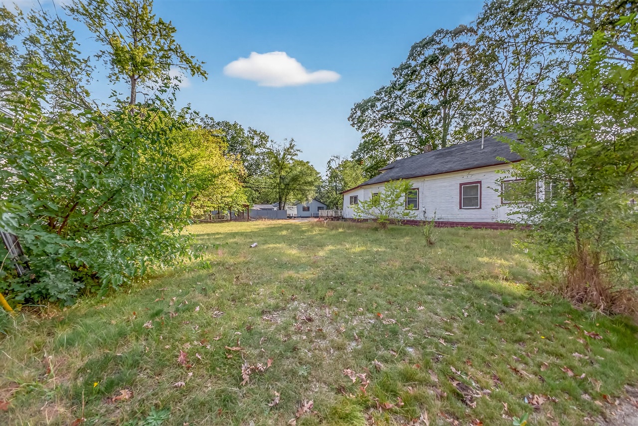307 E Sherman Boulevard Property Photo 6