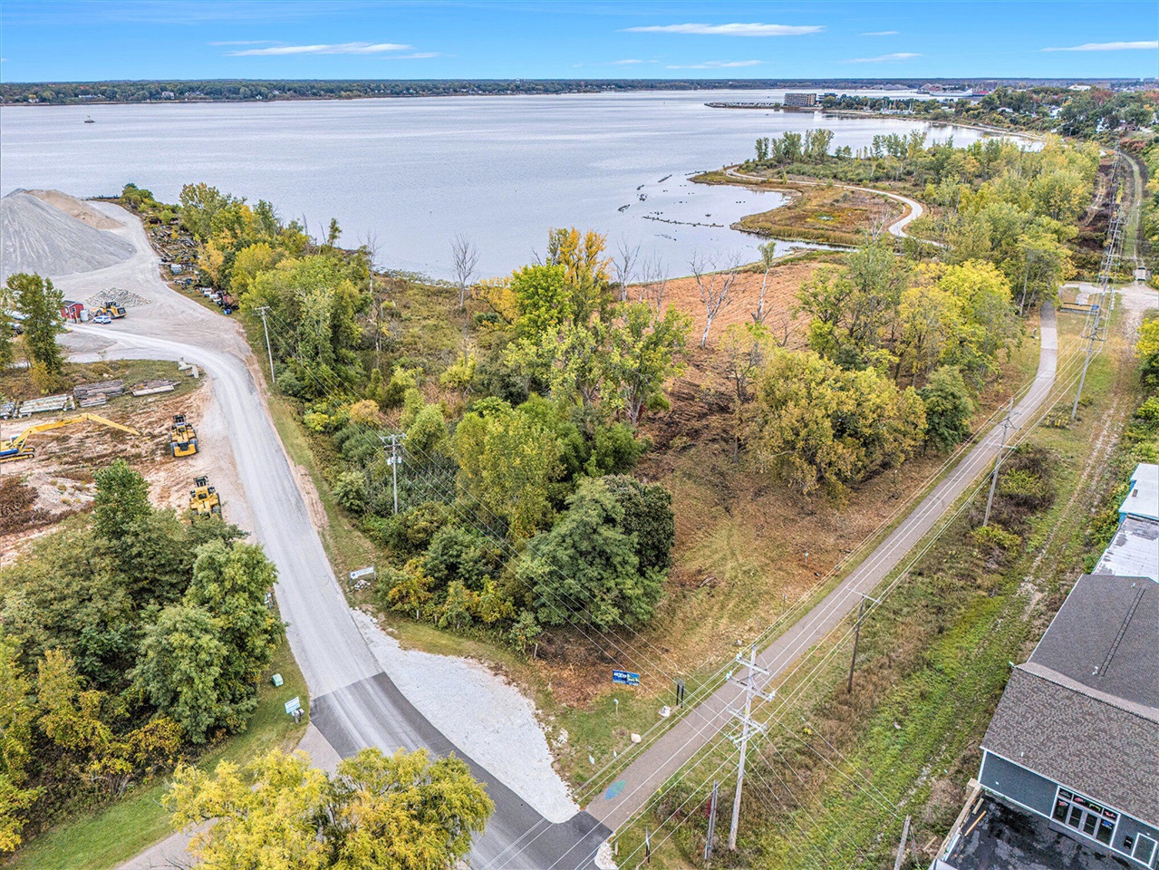 1794 Lakeshore Drive Property Photo 11