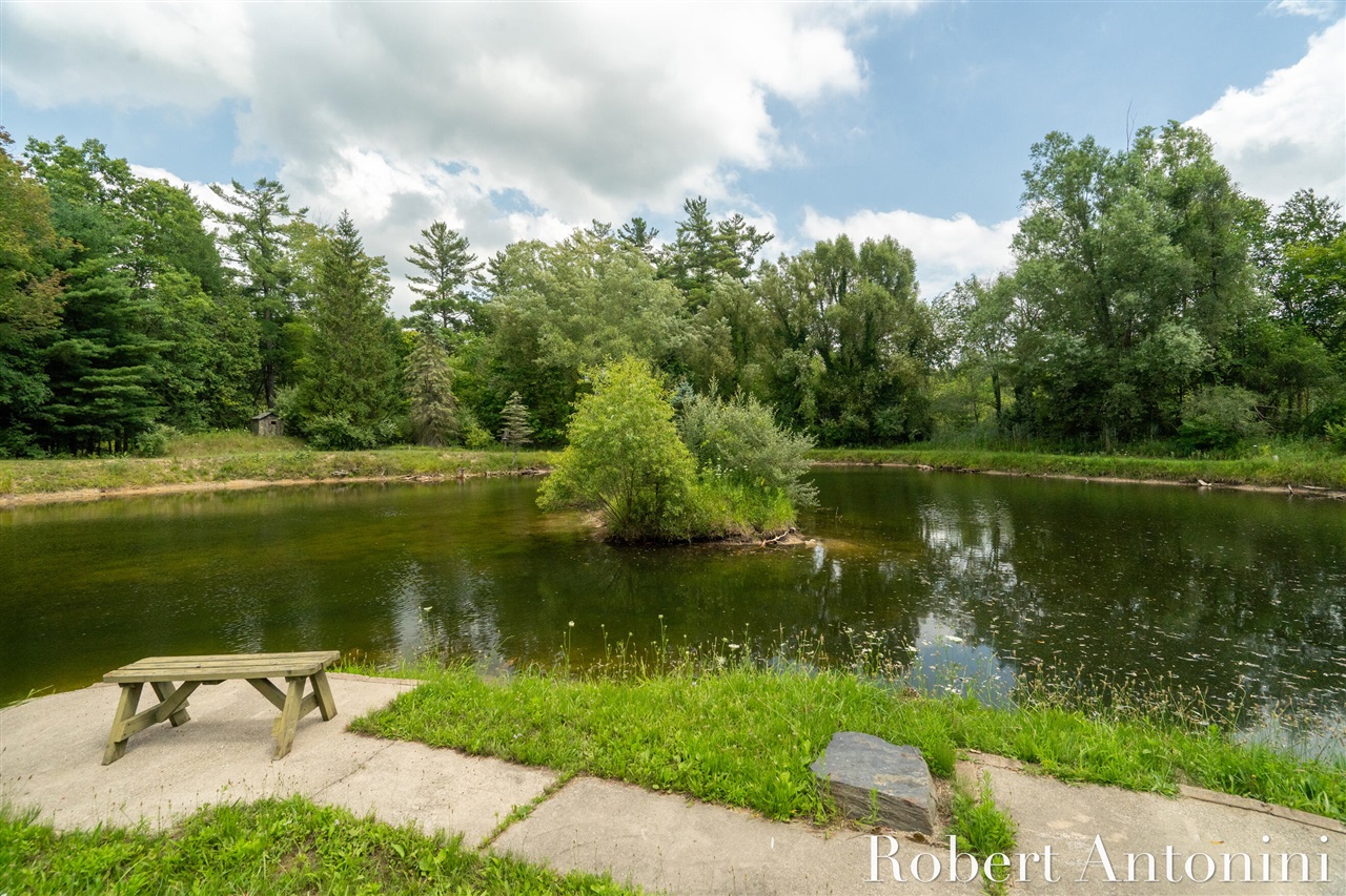 4751 S Johnson Road Property Photo 17