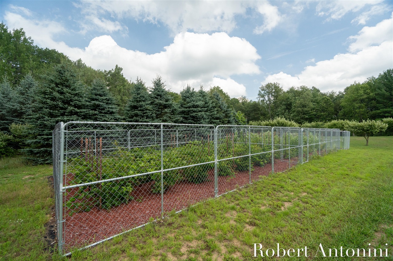 4751 S Johnson Road Property Photo 26