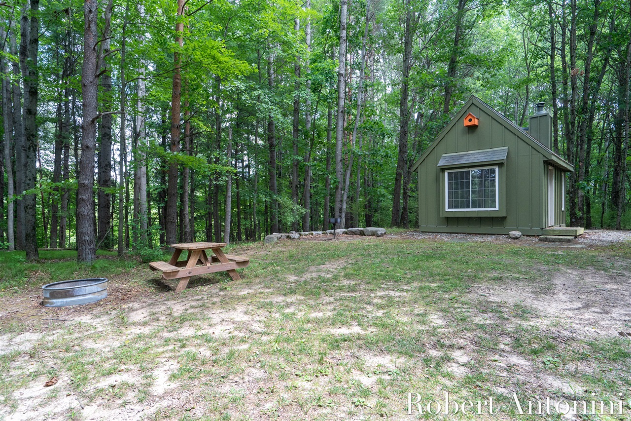 4751 S Johnson Road Property Photo 28