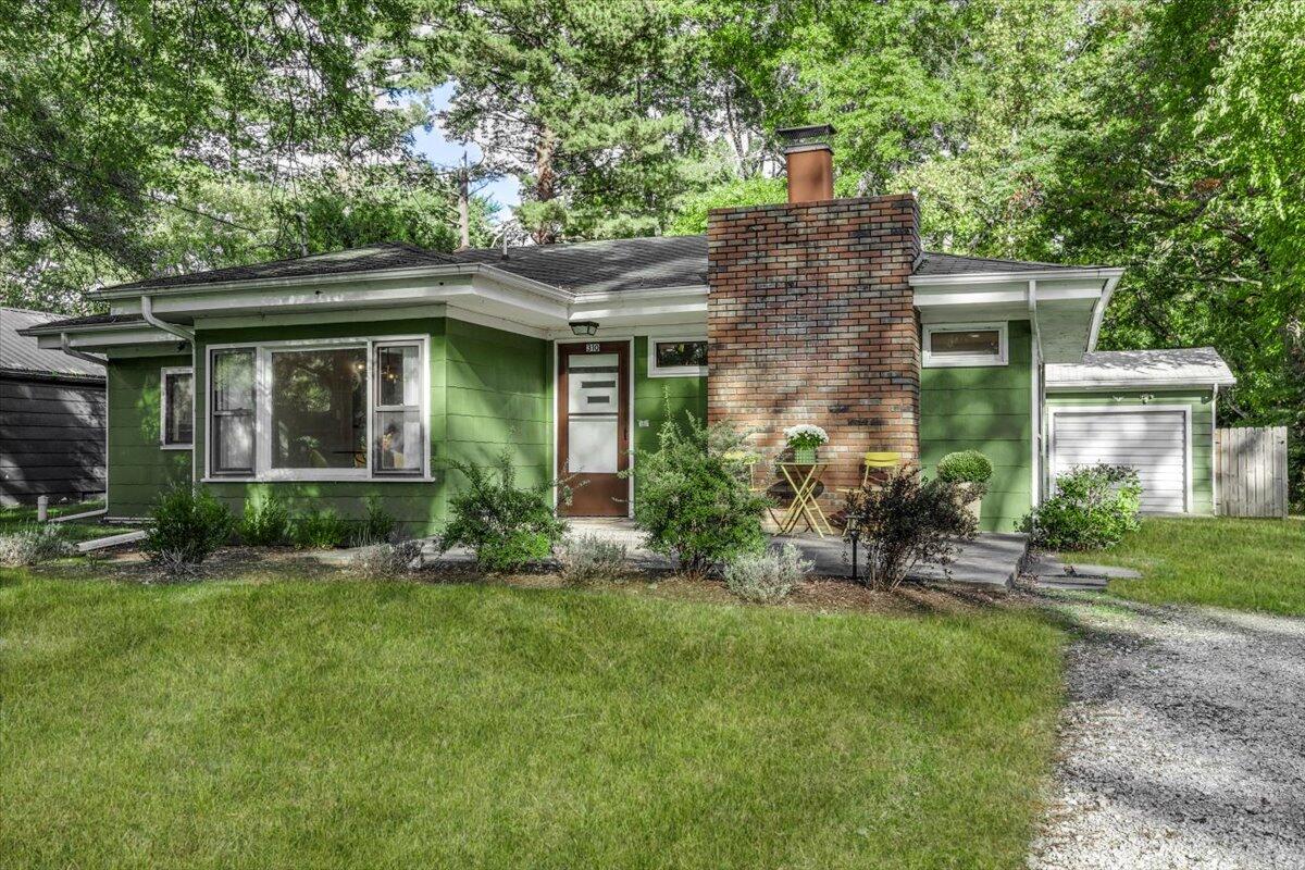 310 W Detroit Street Property Photo 30