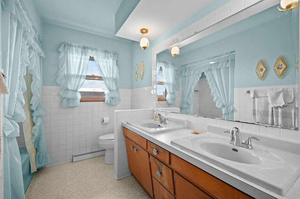 2362 Browntown Road Property Photo 17