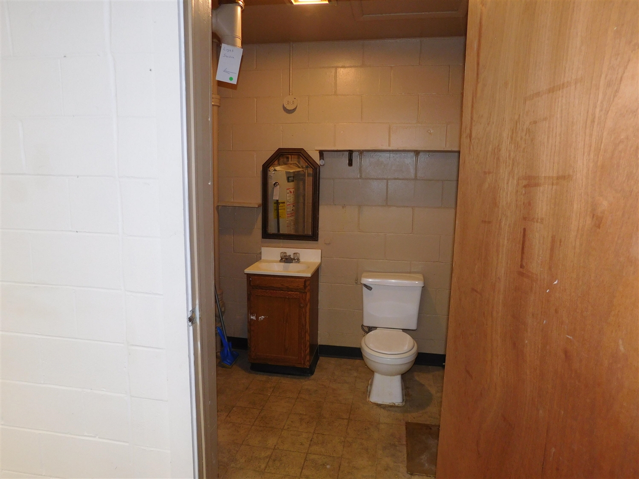 301 W Michigan Avenue Property Photo 13