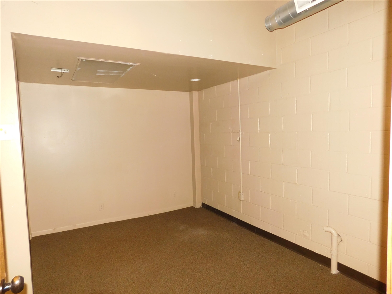 301 W Michigan Avenue Property Photo 14