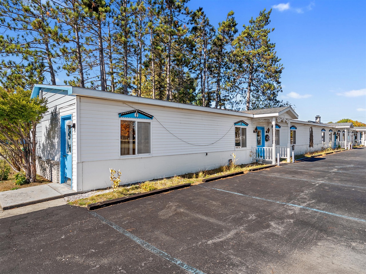 1024 I-75 Business Property Photo 5