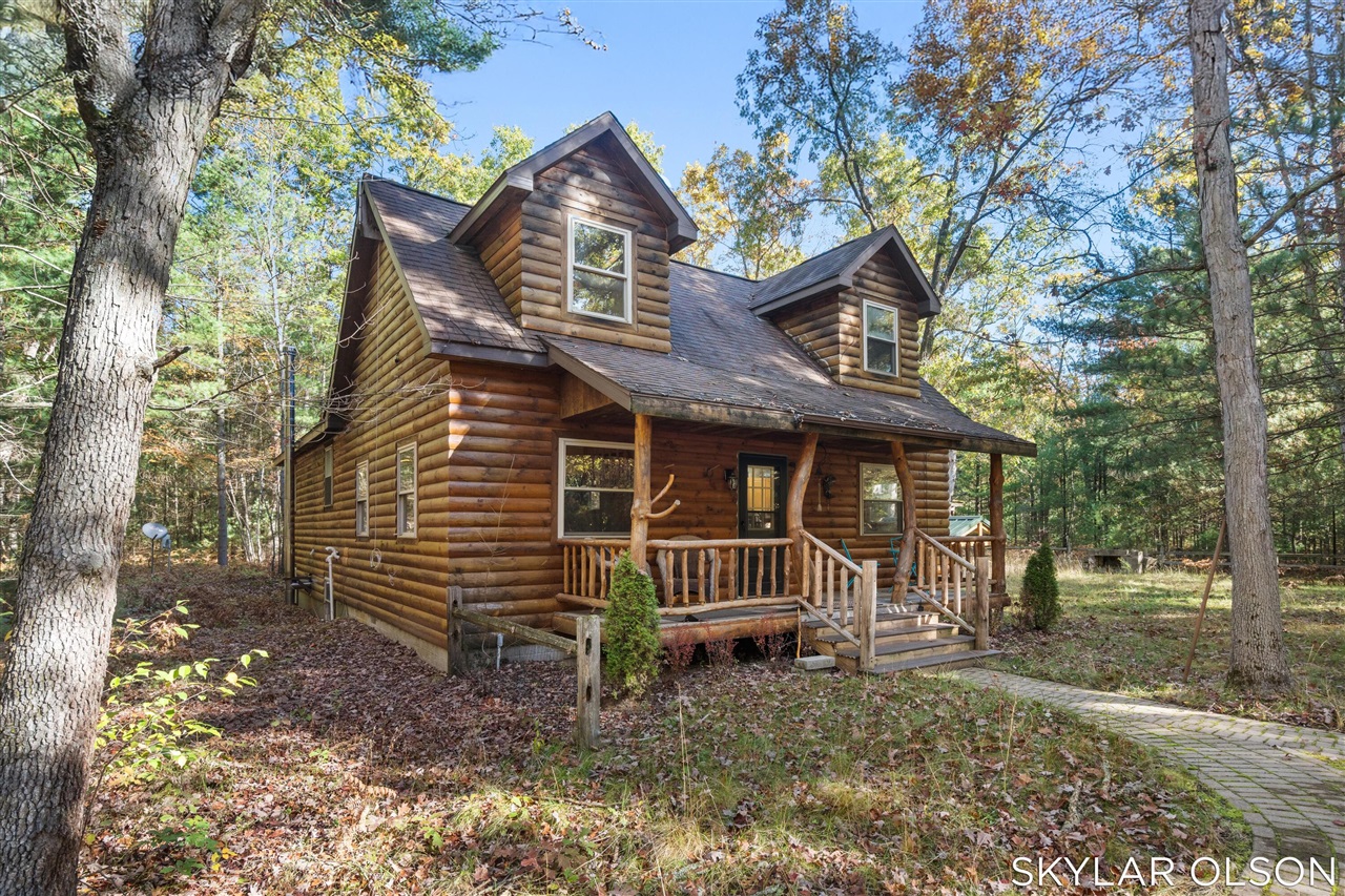 10711 N Tuttle Road Property Photo 3
