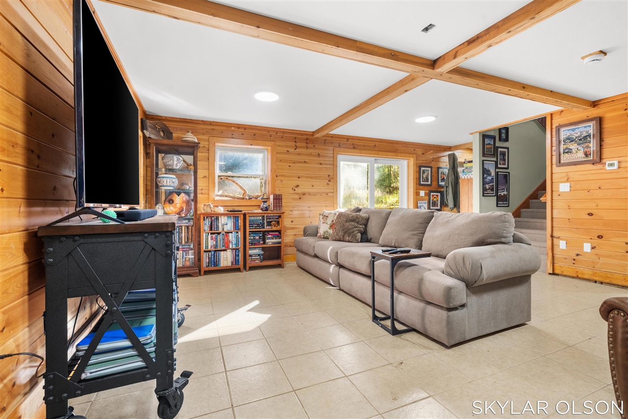 10711 N Tuttle Road Property Photo 18