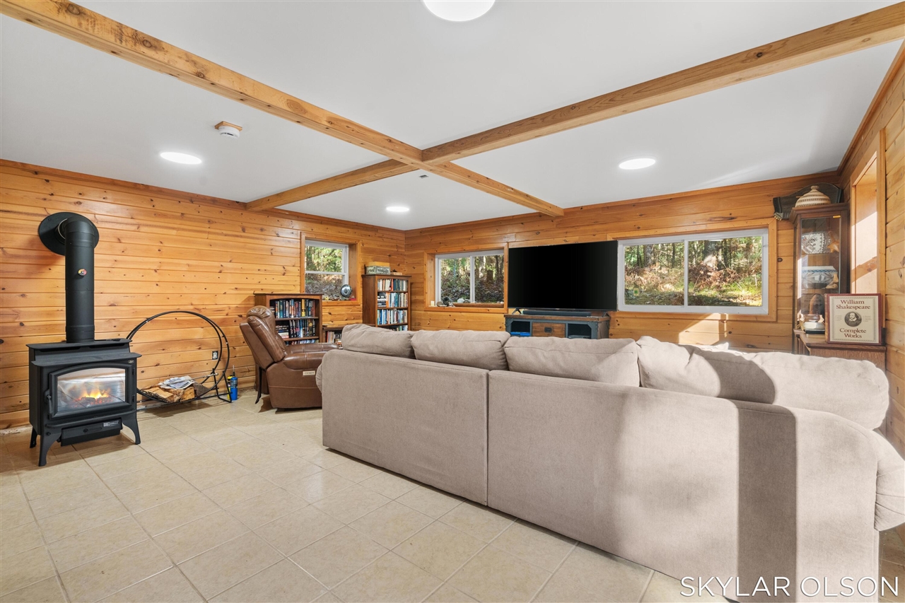 10711 N Tuttle Road Property Photo 20