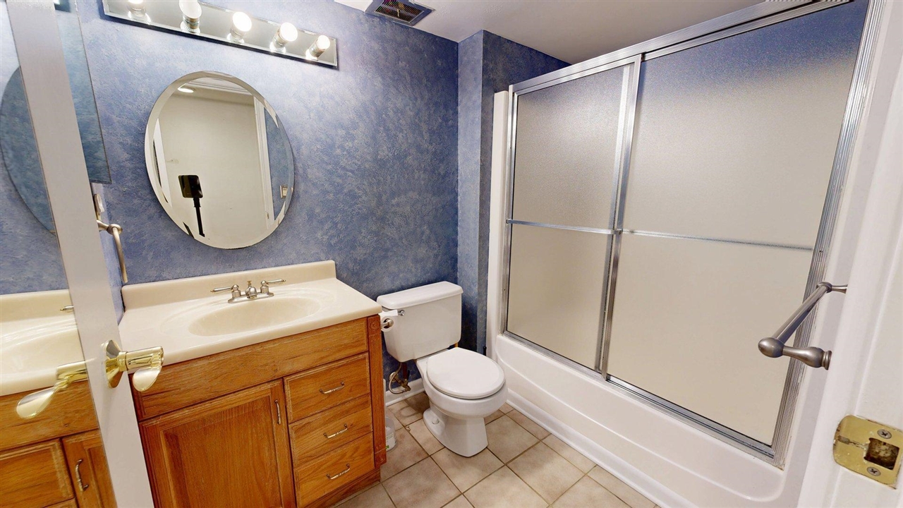 1235 S Maple Road Property Photo 12