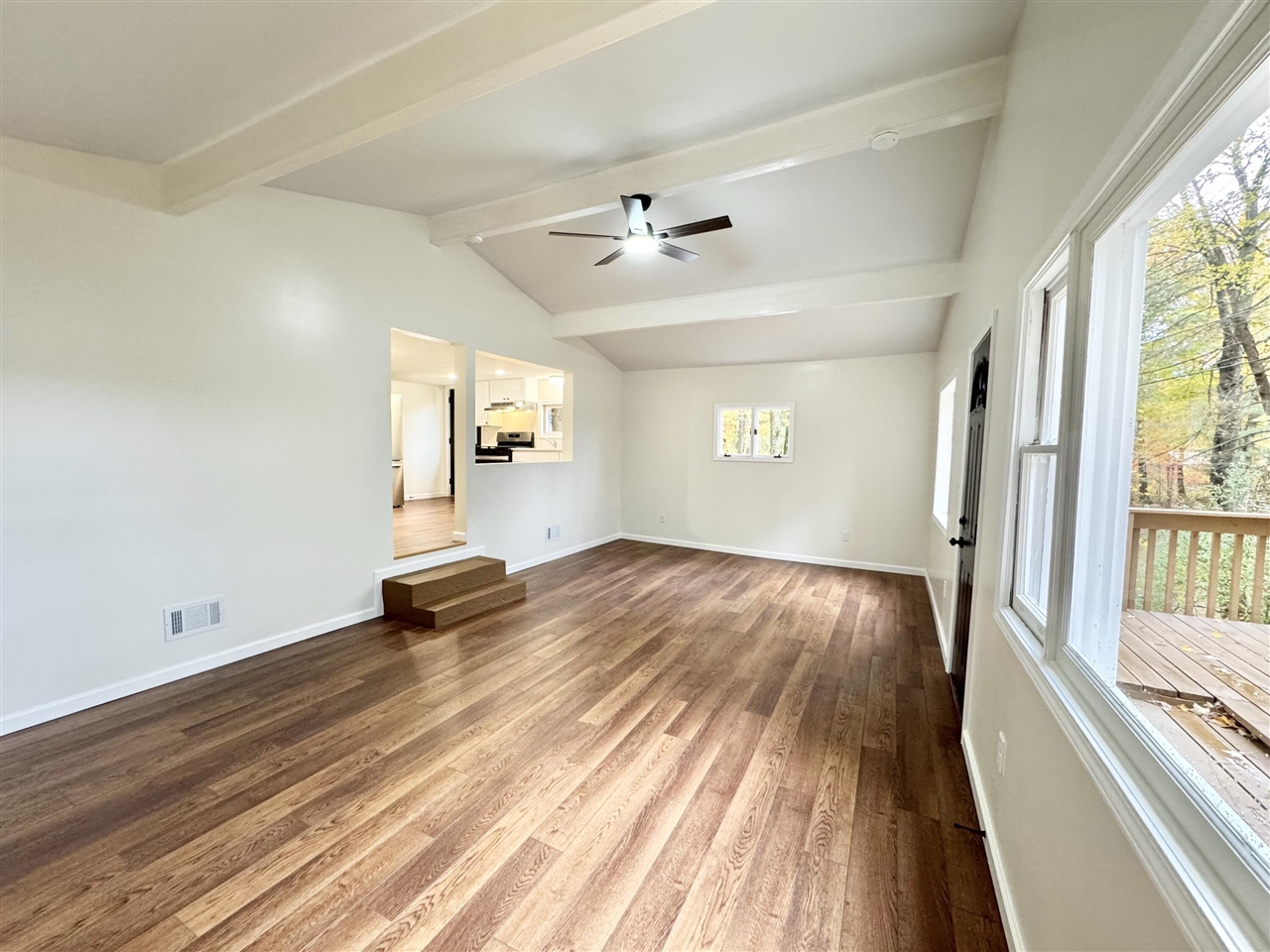 17692 Lake Drive Property Photo 12