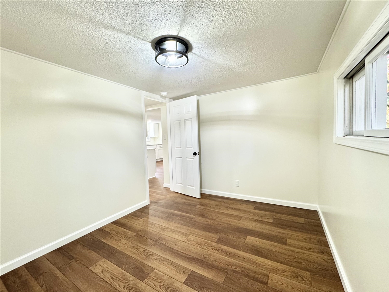 17692 Lake Drive Property Photo 14