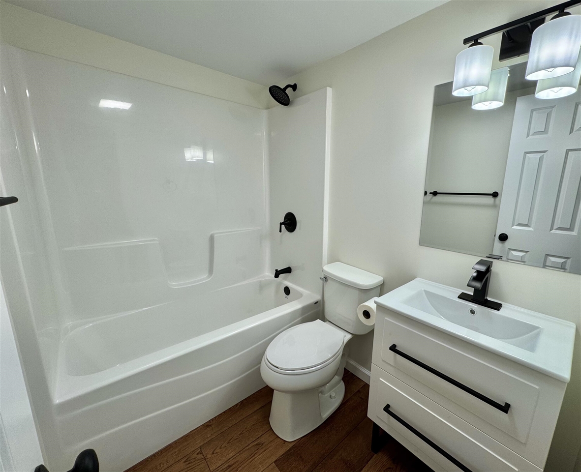 17692 Lake Drive Property Photo 15