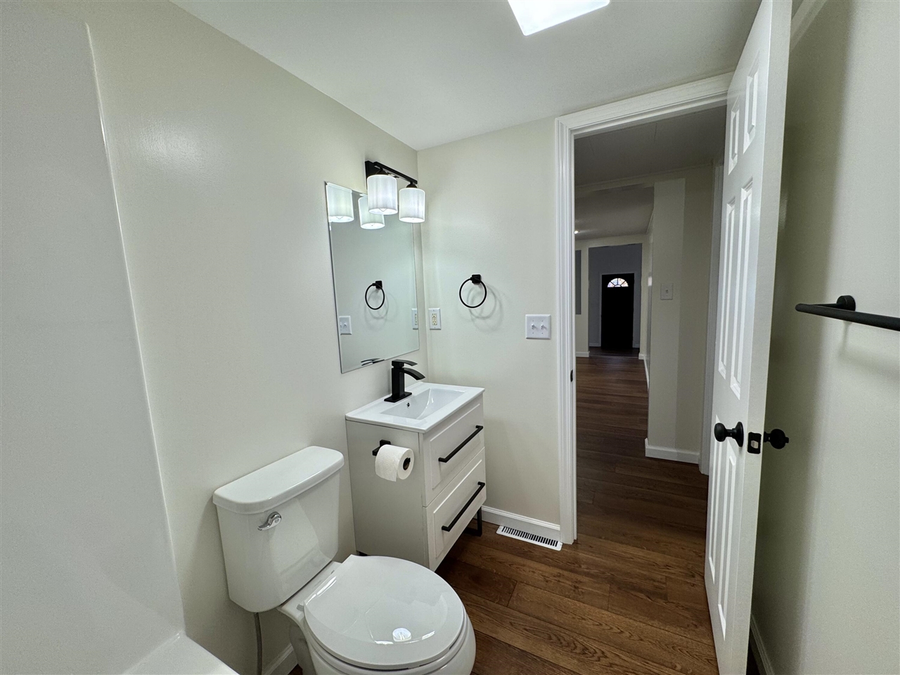 17692 Lake Drive Property Photo 16