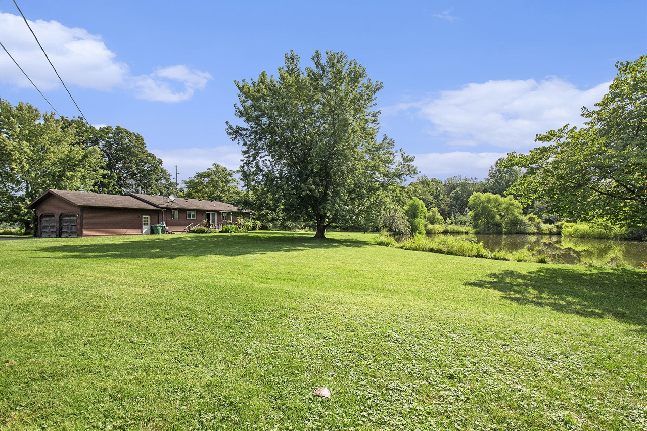 7260 W East Road Property Photo 1