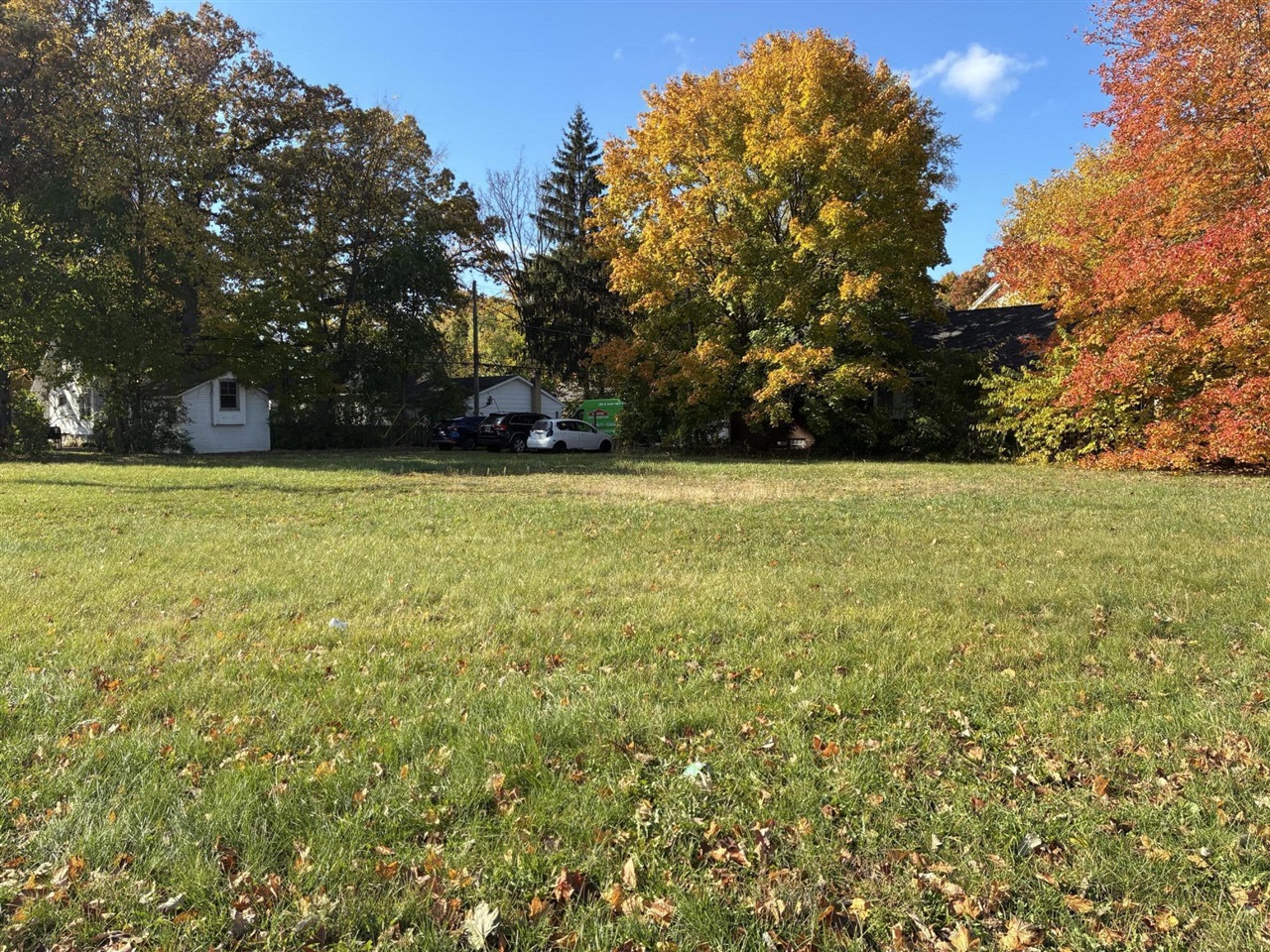 1648 Oak Street Property Photo 2