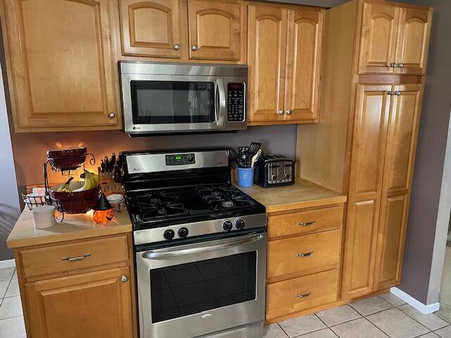 232 Lyn Brook Drive Property Photo 10
