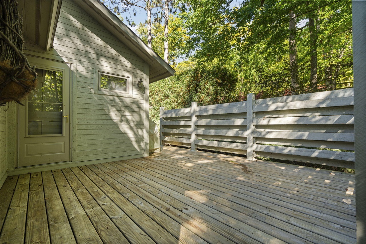 818 Whitfield View Property Photo 43