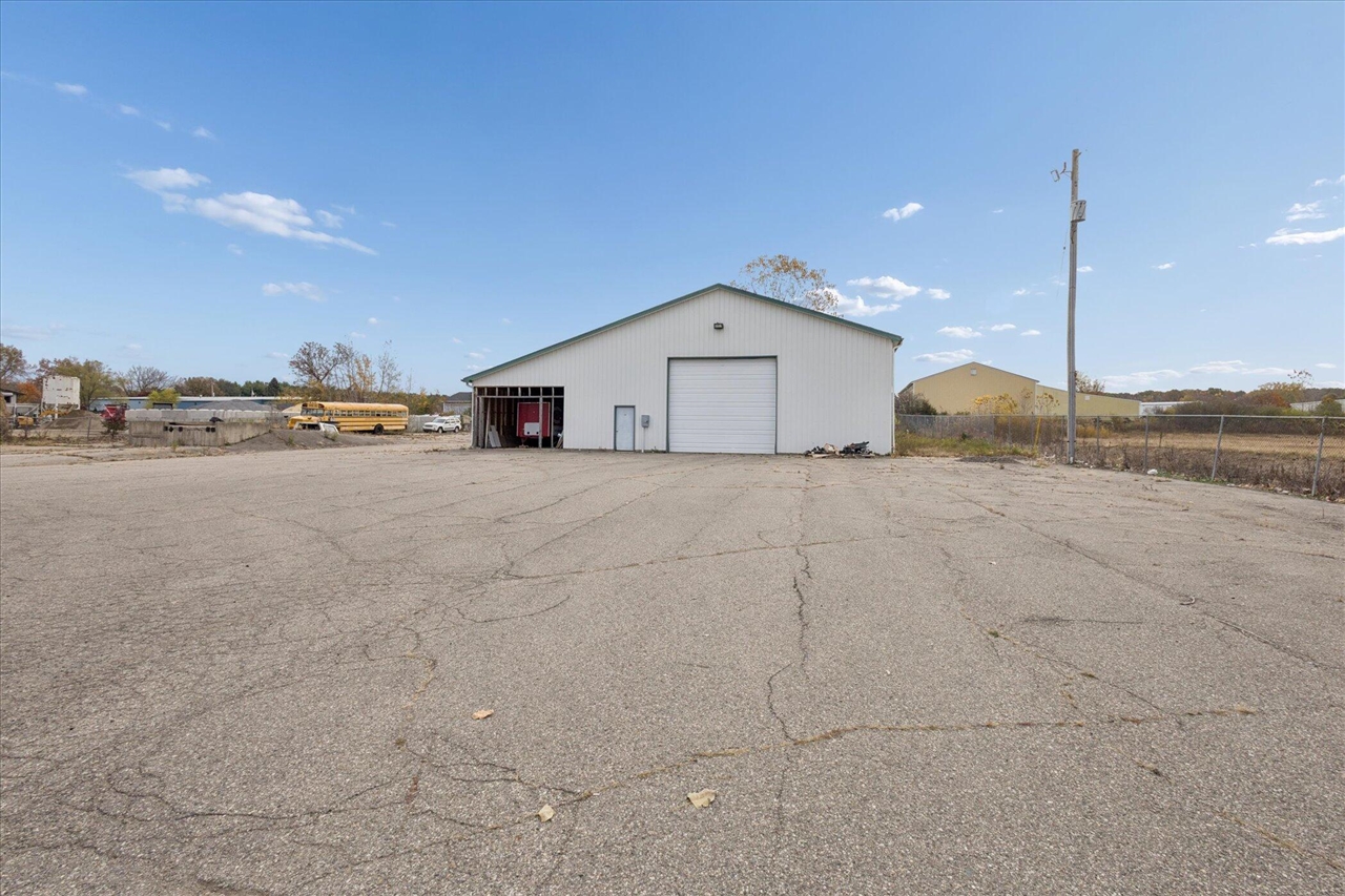 1005 Thorrez Road Property Photo 41