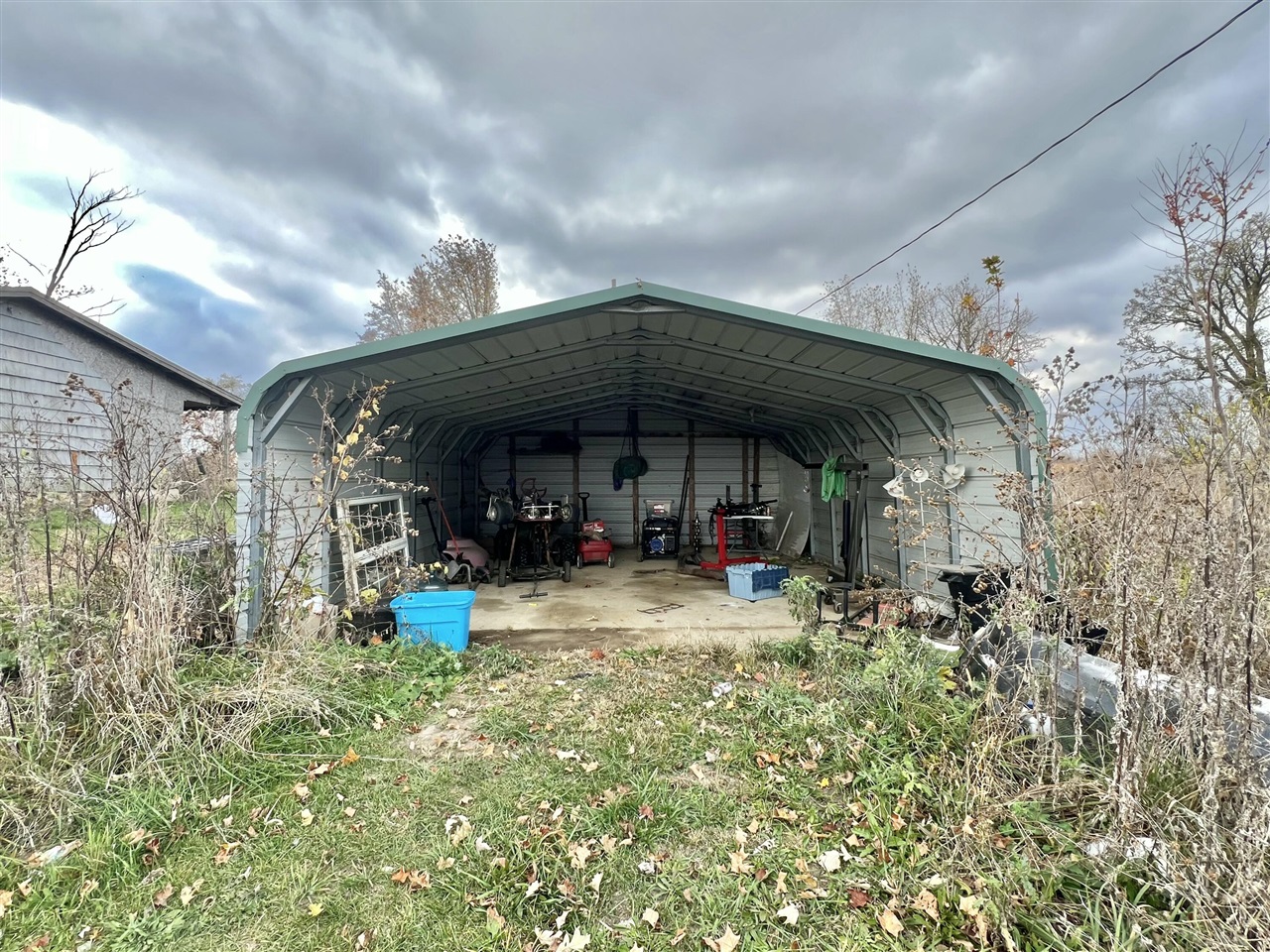 3240 E Reading Road Property Photo 17