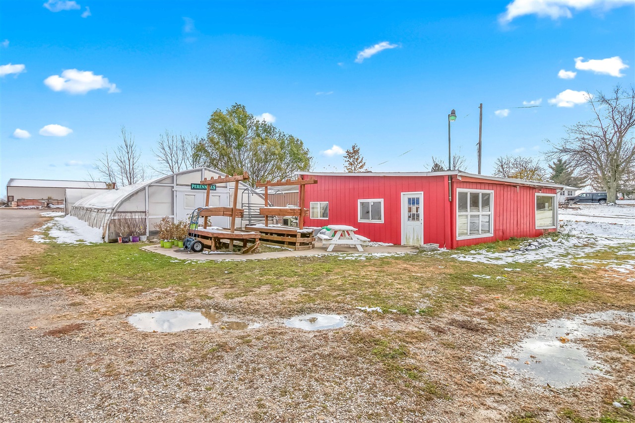 645 S Meridian Road Property Photo 3