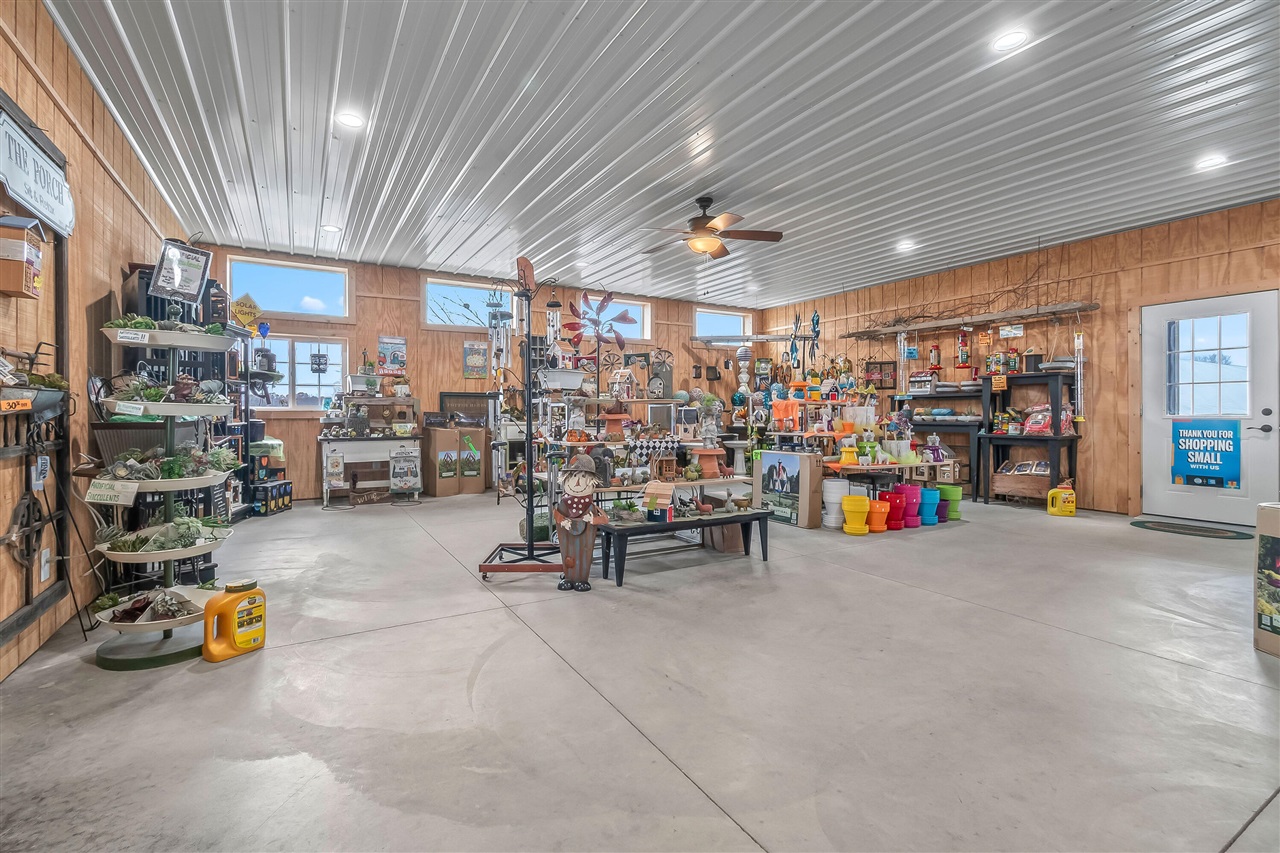 645 S Meridian Road Property Photo 18
