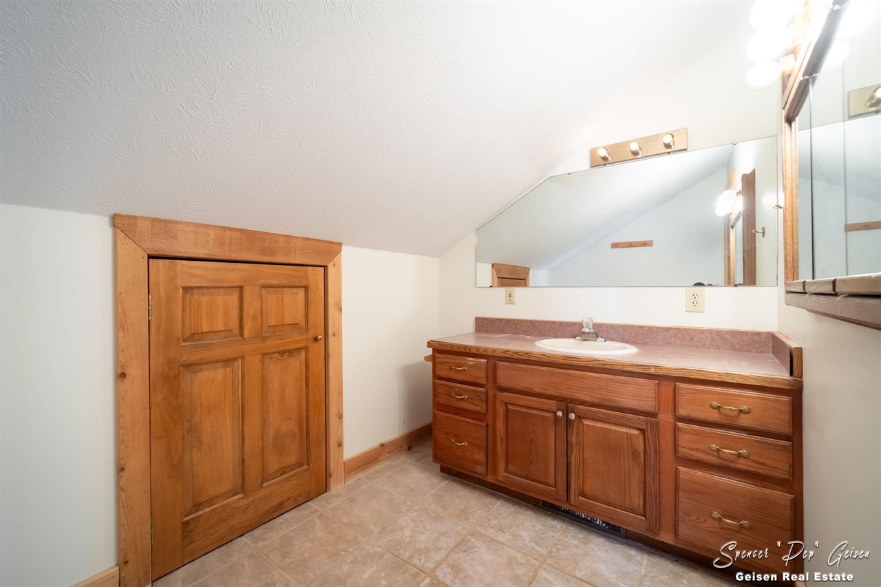 8591 Hidden Trail Property Photo 44